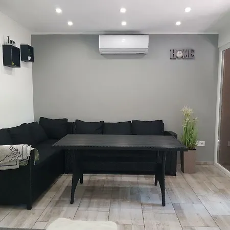 Apartment Picurka *